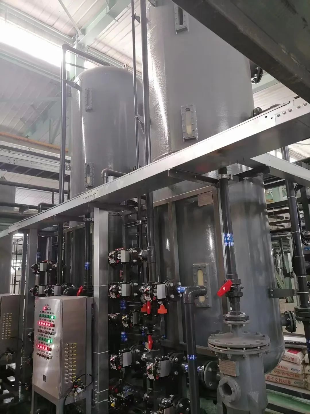 1226-2-3.jpg 1226-2-3.jpg