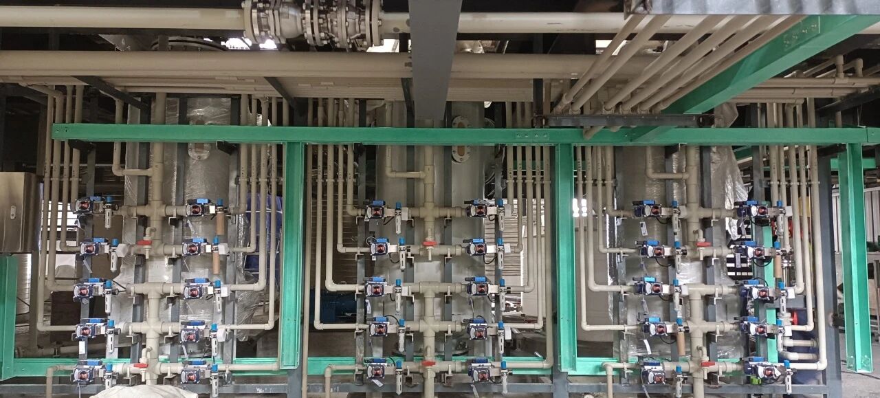 1016-2-3.jpg 1016-2-3.jpg