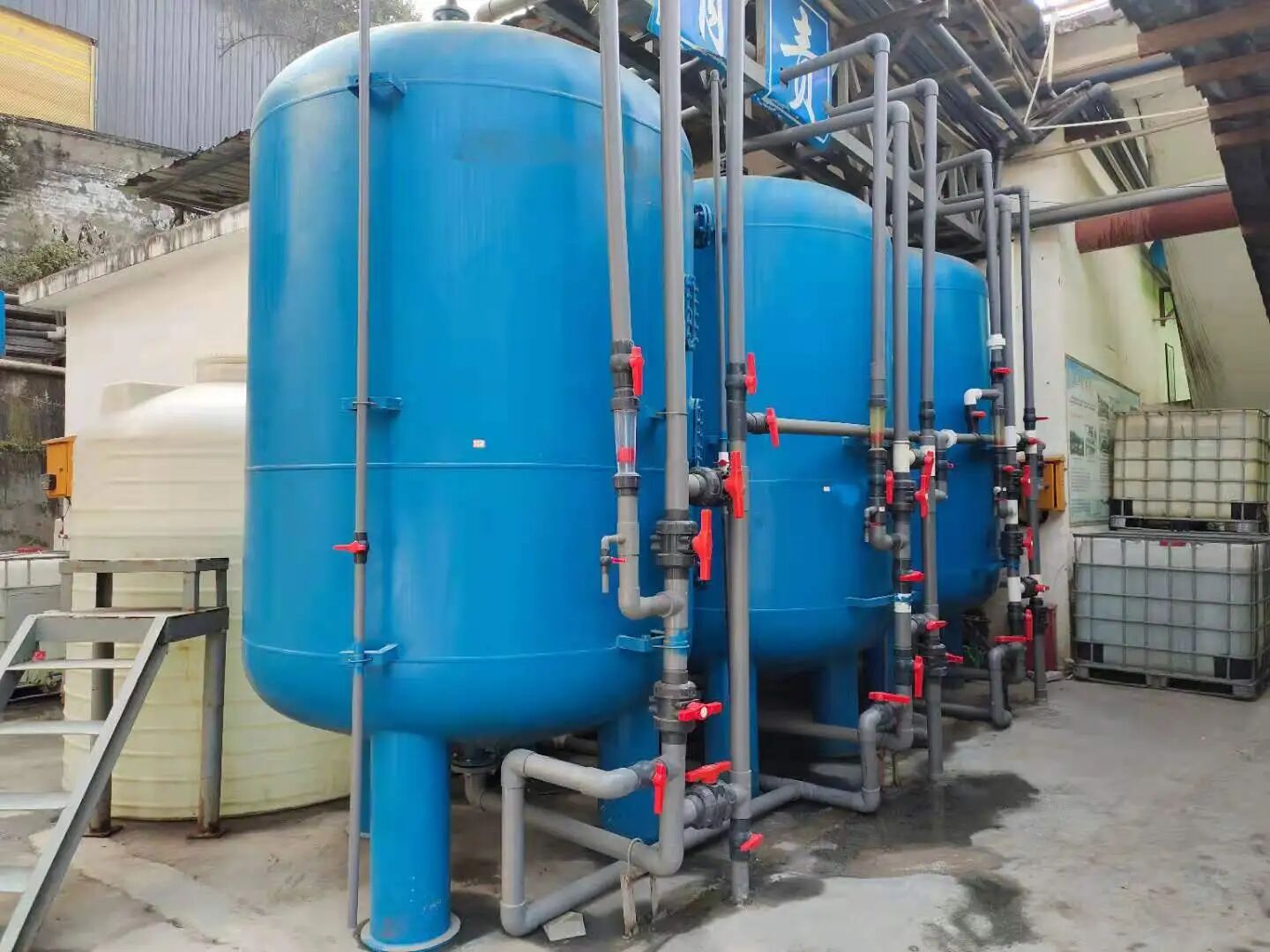 0204-1-5.jpg 0204-1-5.jpg